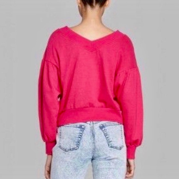 Wild Fable Pink Balloon Sleeve Cropped V-Neck Sweatshirt - Picture 4 of 11